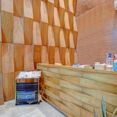 Hotel Navjivan Himatnagar Екстериор снимка