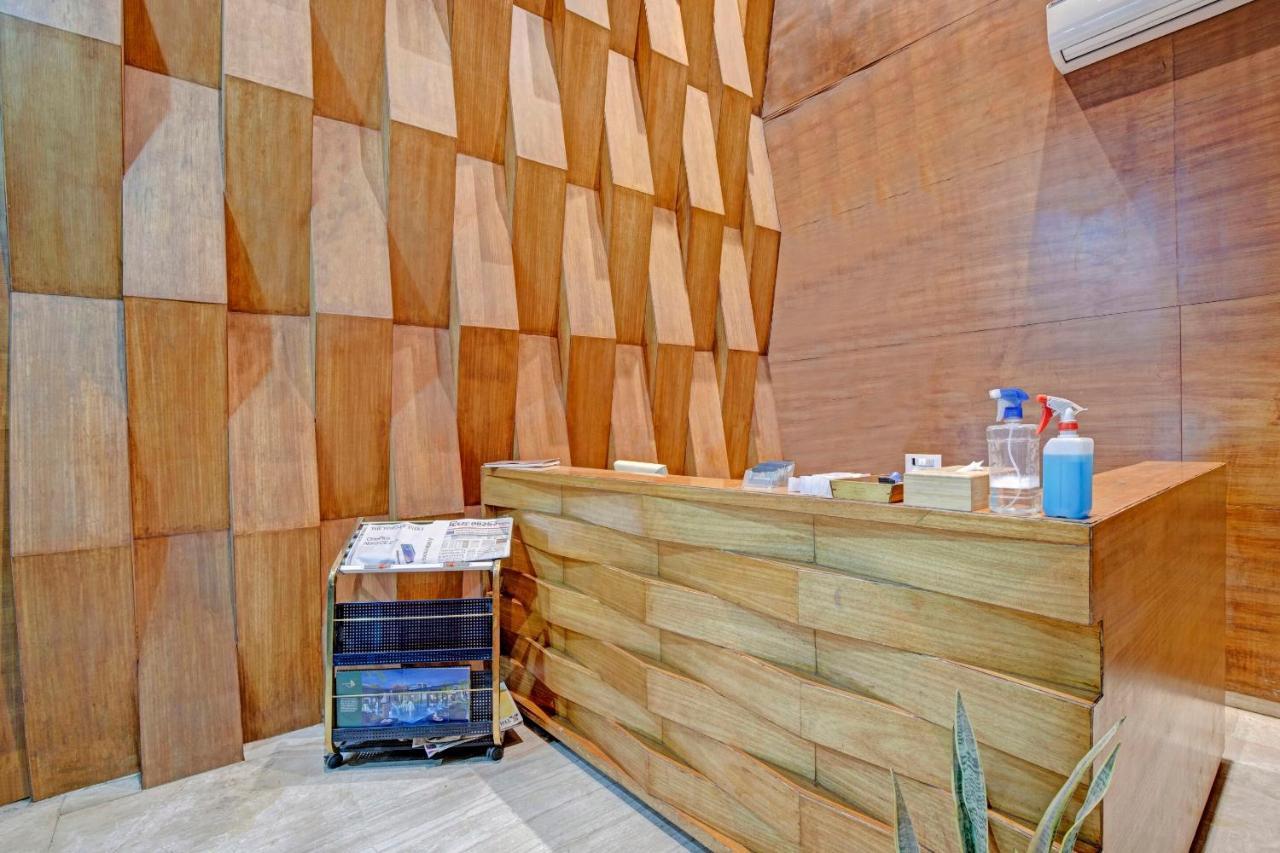 Hotel Navjivan Himatnagar Екстериор снимка