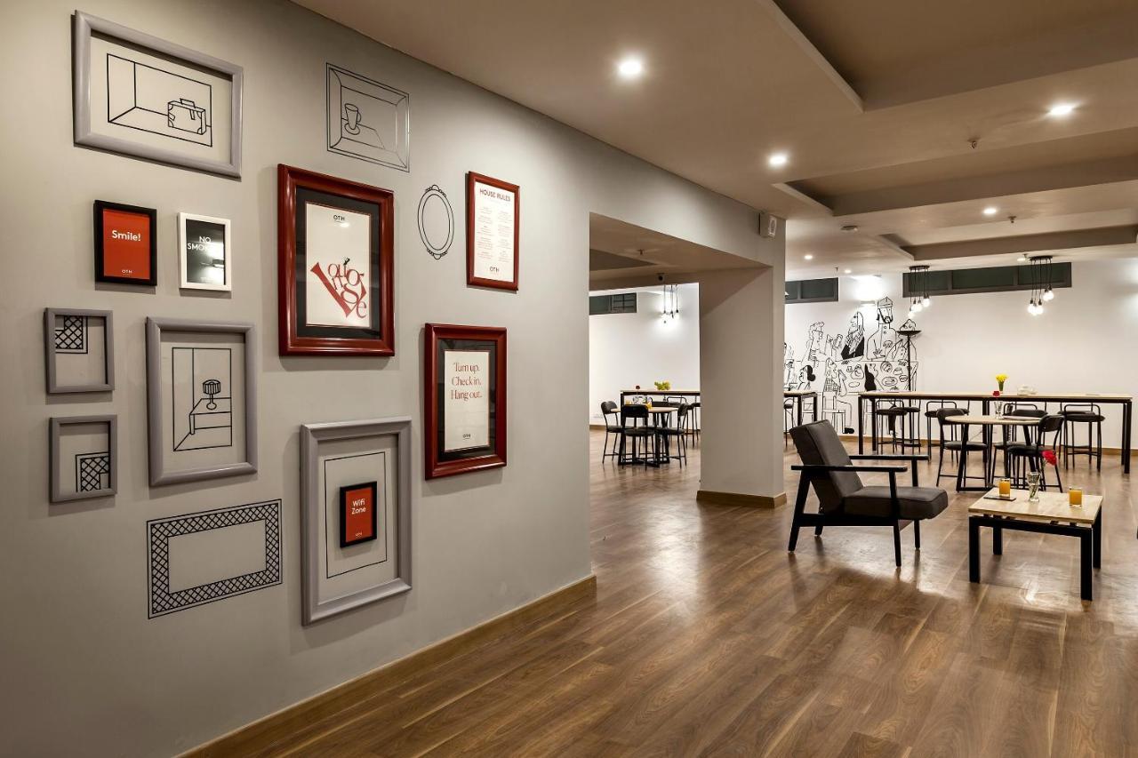 Hotel Navjivan Himatnagar Екстериор снимка